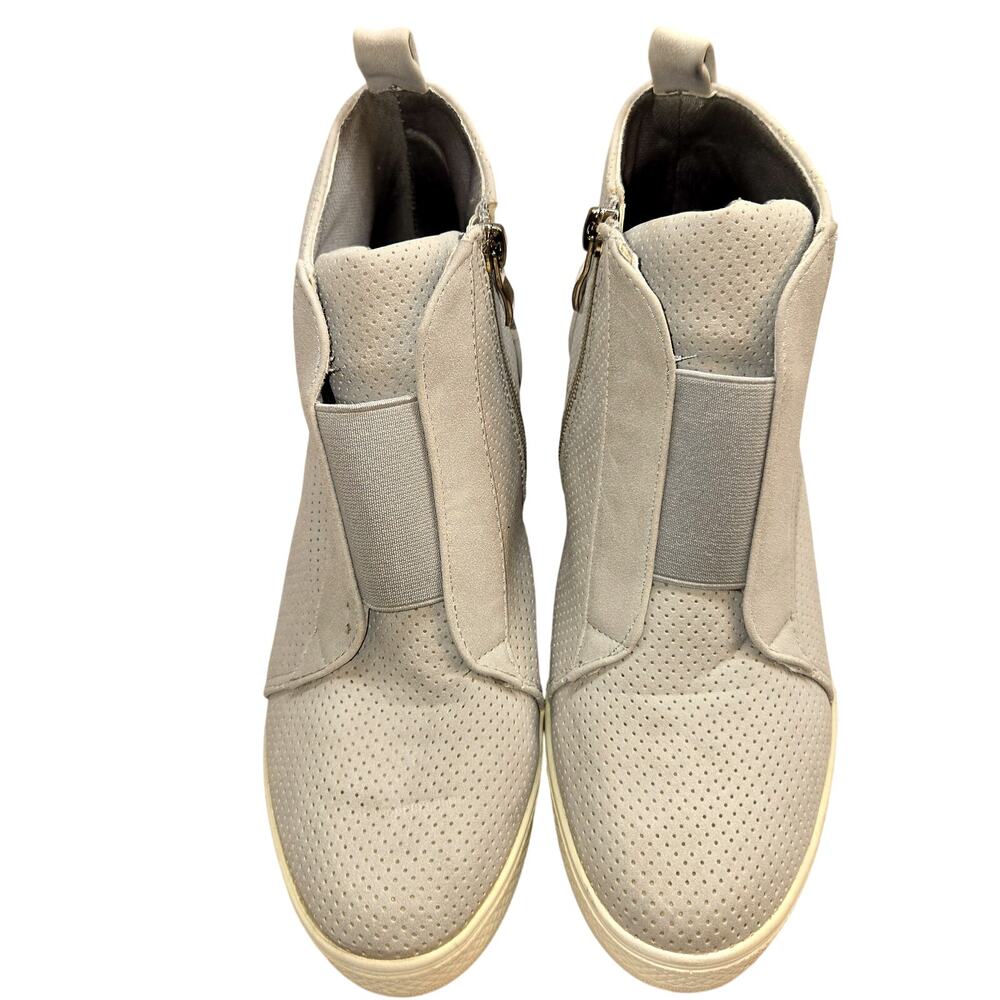 CCOCCI 6 Gray Suede Women's Ankle Boots Shoes Girl's measures 9 Inches Long